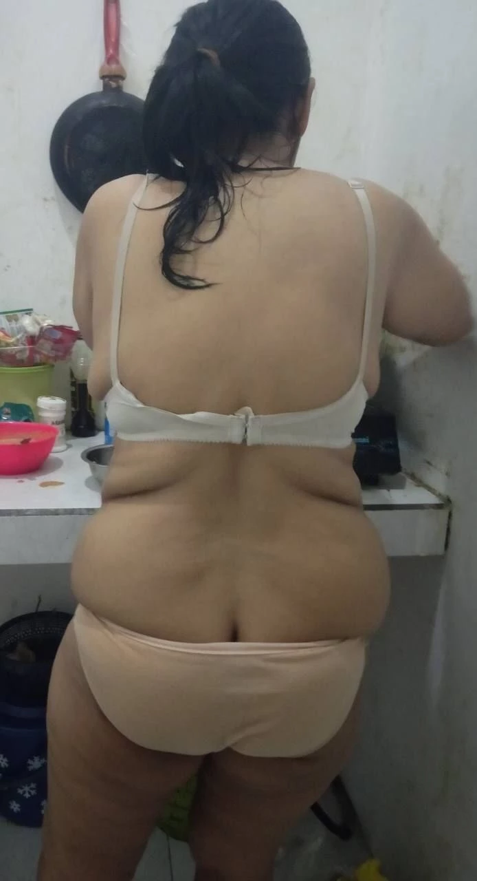 坦克驾驶员申请出战[22P]
