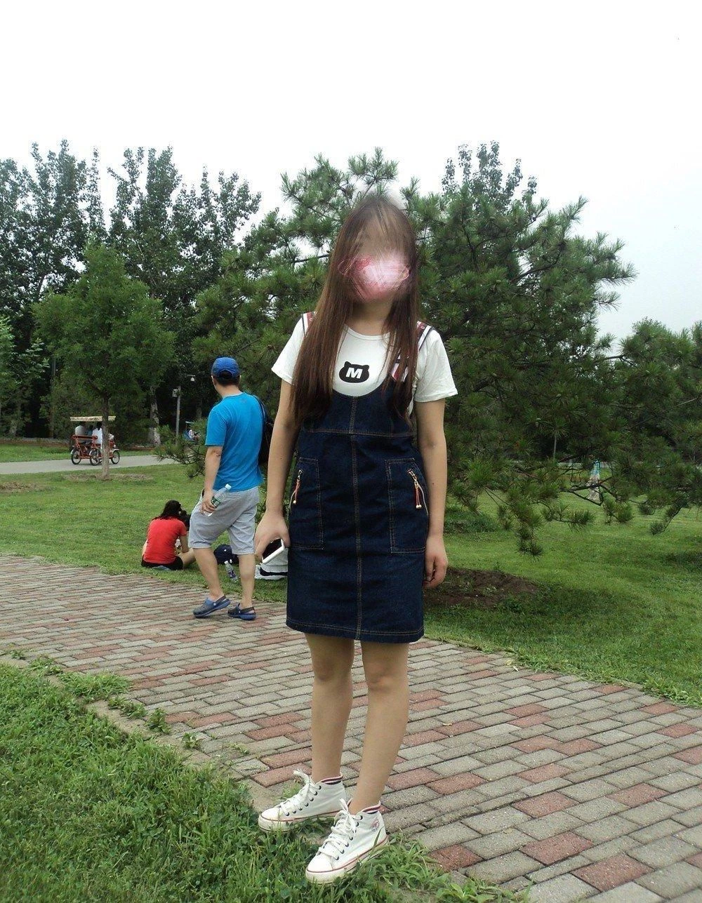 女友穿衣显瘦脱衣有肉[23P]