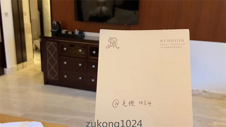 [原创][足控淫妻社]战火重燃直播卡塔尔世界杯  老铁在床上操媳妇加油助威[22P]