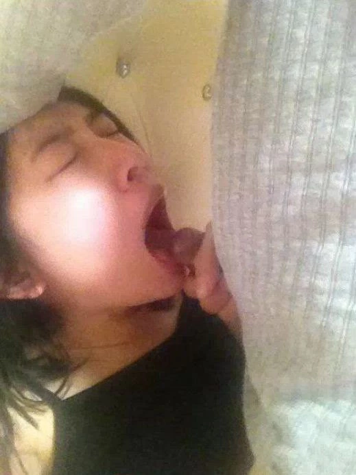 大胸女友吃鸡忙[23]
