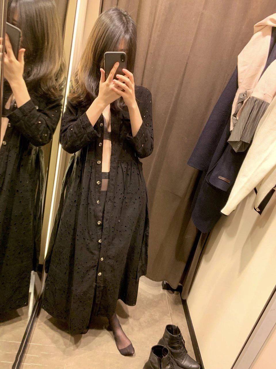 下身漂亮的女友[13P]
