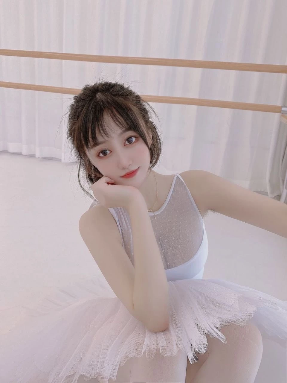 貌似清纯的舞女[10P]