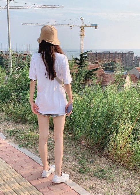 夏天来了玩下裸露，女神毛好多[21P]