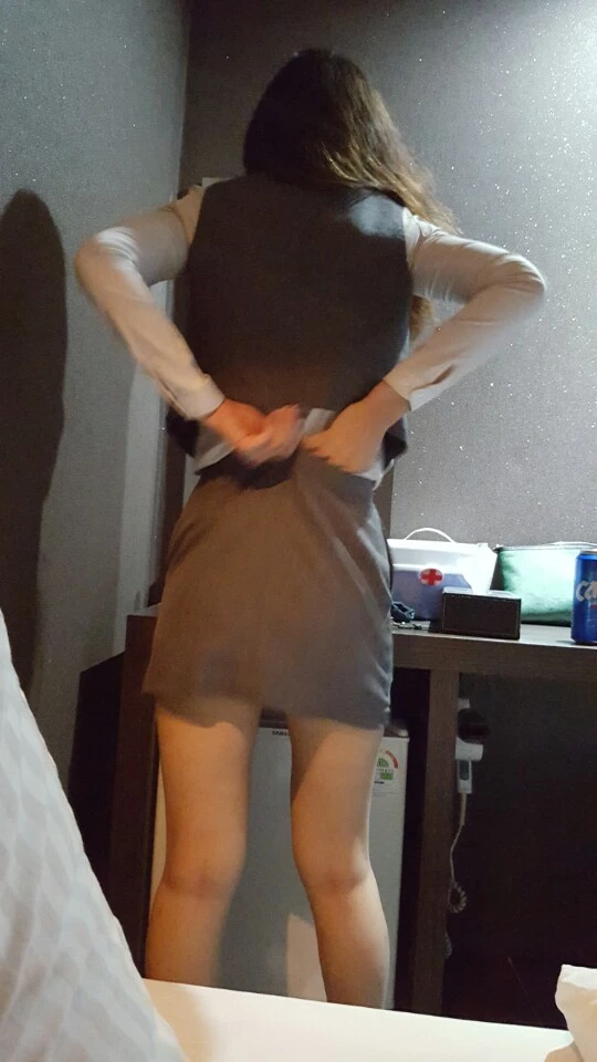 银行的妹子挺淫荡[10P]