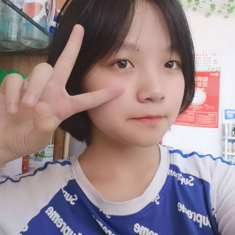 婴儿肥的肉感小妹，懵懵懂懂插着最舒服[20P]