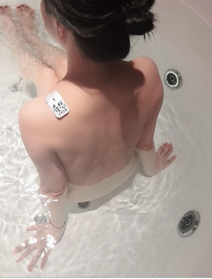 [原创][ID认证]湖南长沙，80后熟女老婆的户外露出，补发前面没发齐的[26P]