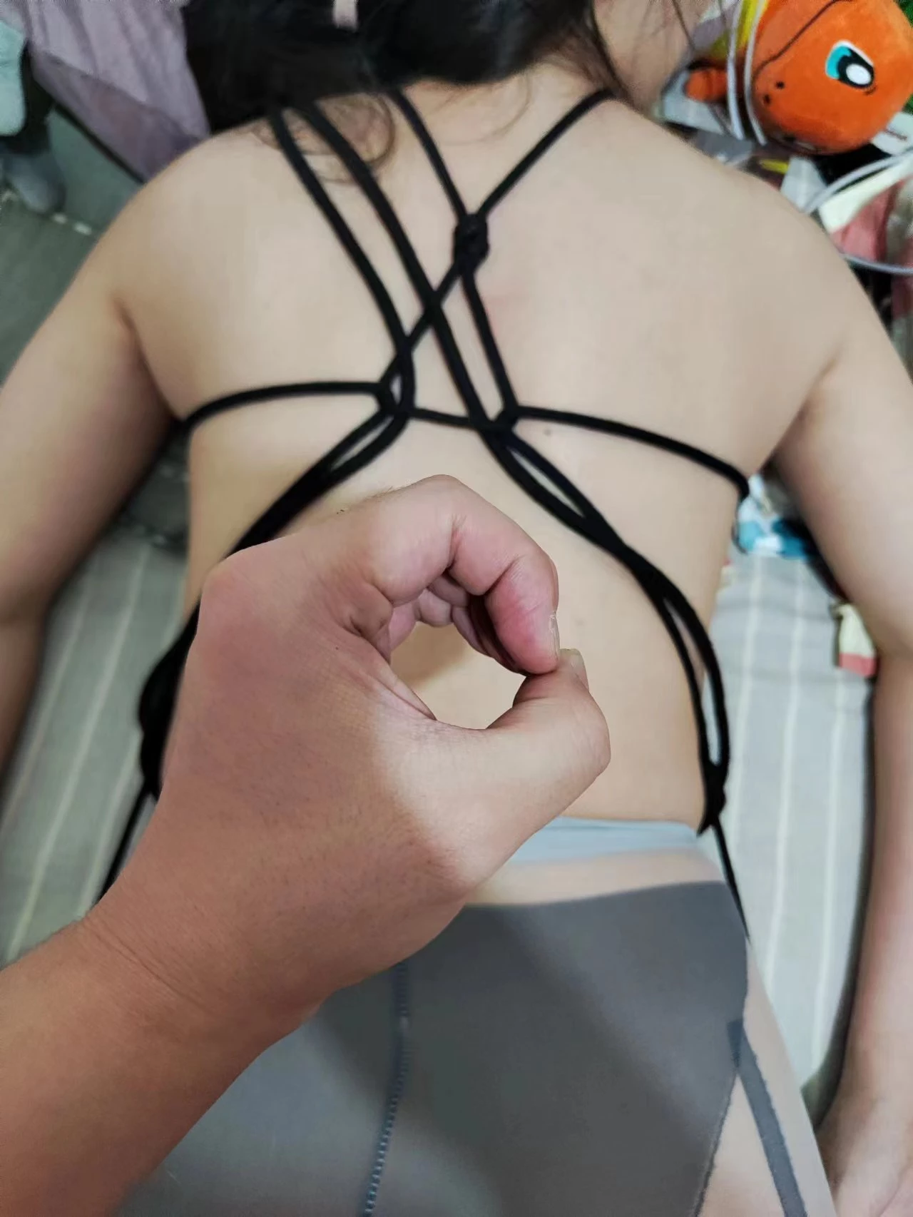 [原创]游客投稿，来自0311的千禧年小女友调教中，希望早日实现内心的小恶魔，欢迎有经验的大哥带路。[19P]