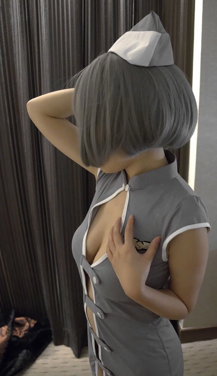 约的漫展Coser肤白大胸[18P]
