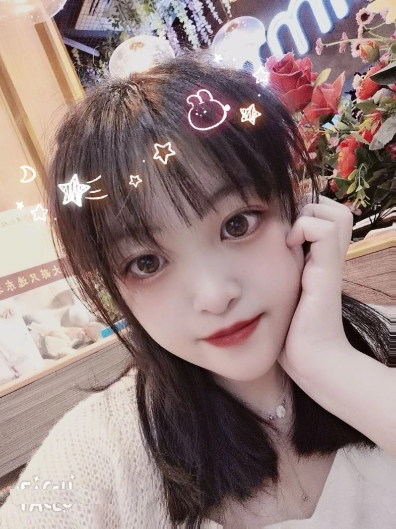 真是爽死了，有个这么大奶的女朋友，小逼逼很夹人的样子[13P]