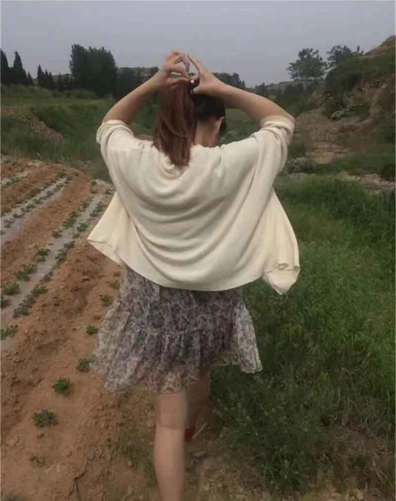 和大嫂游玩[18P]