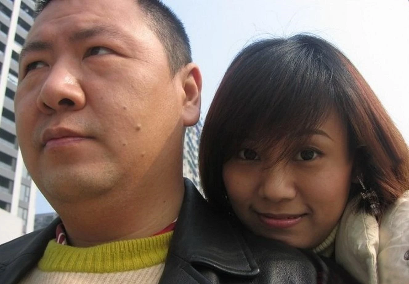 贡献漂亮的老婆想让让别人插[25P]