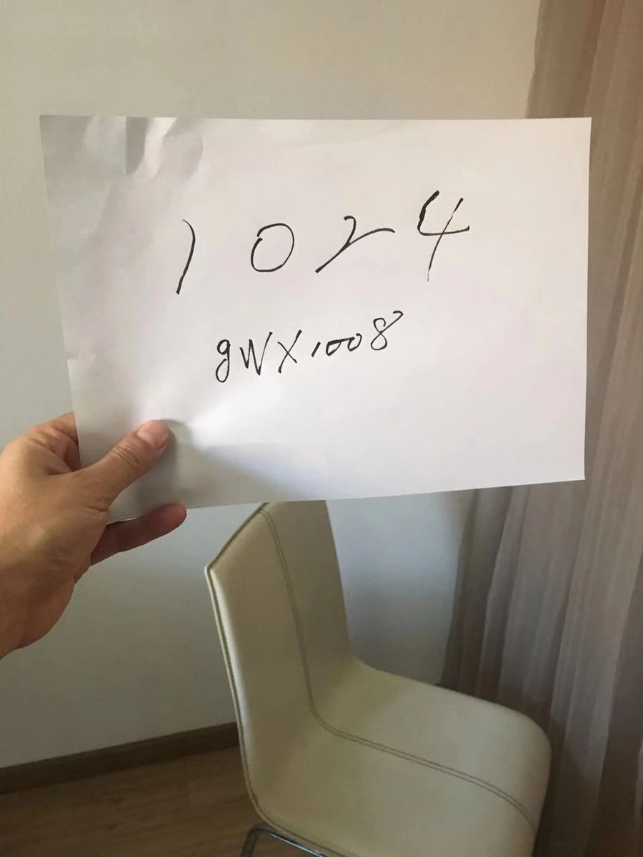 [游客投稿][板凳验证] 老哥投稿自己家骚妻，少女般的身材，御姐的脸蛋，最主要是桃心型的逼，确实不错。[13P]