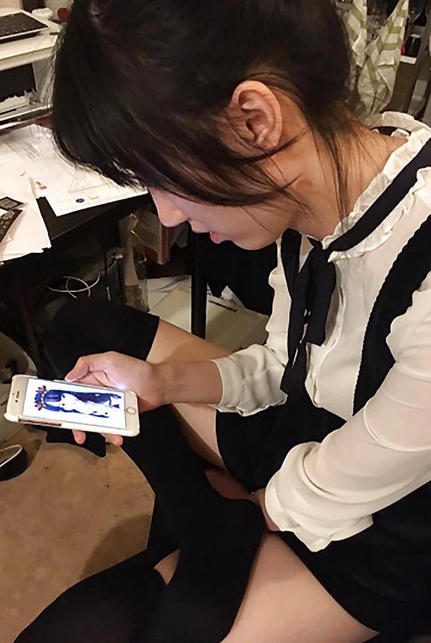 试完婚纱抽时间打一炮[12P]