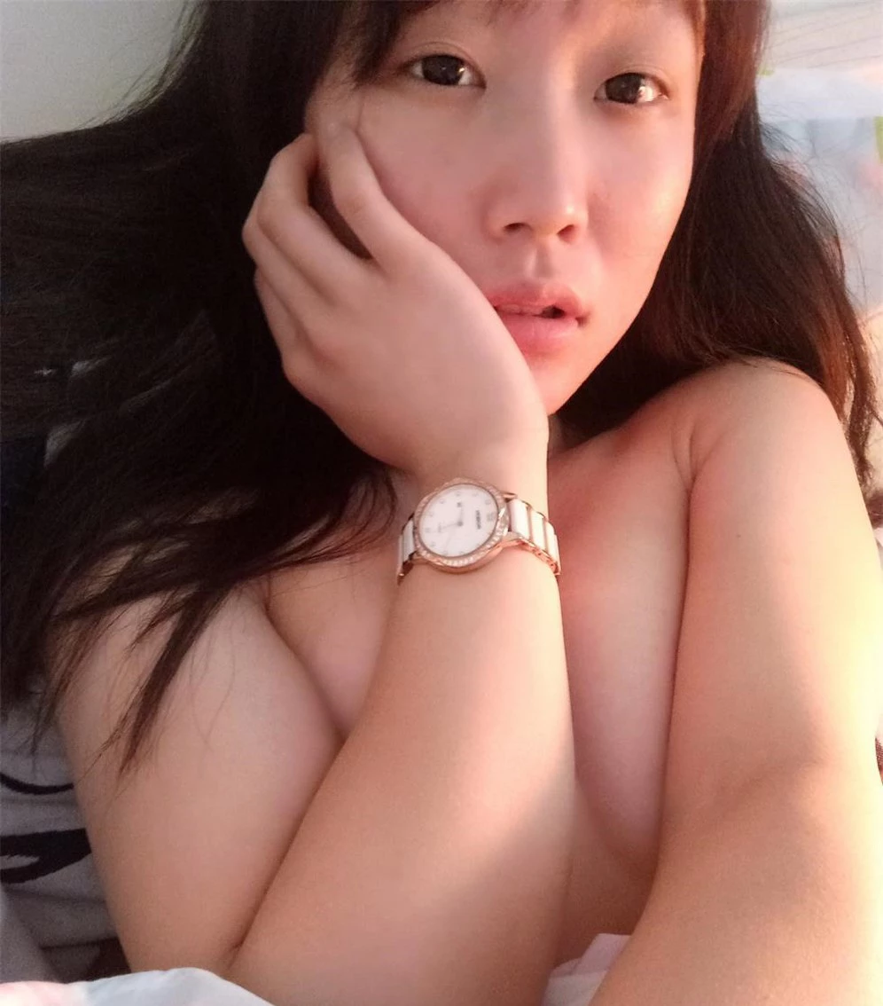 寂寞少妇玩跳蛋[10P]