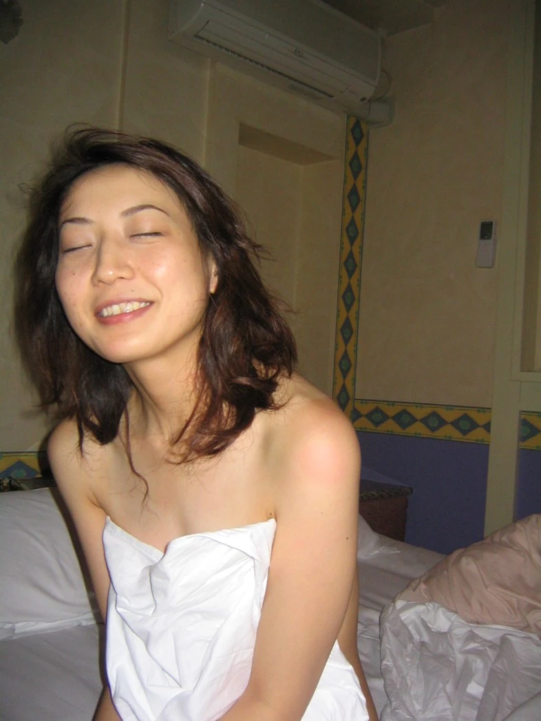 玩女人还得是30岁左右的，有味道[22P]