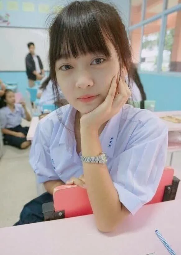 打螺丝认识的工厂小妹[12P]