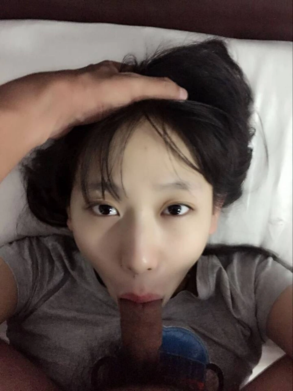 最爱吃大鸡吧[10P]