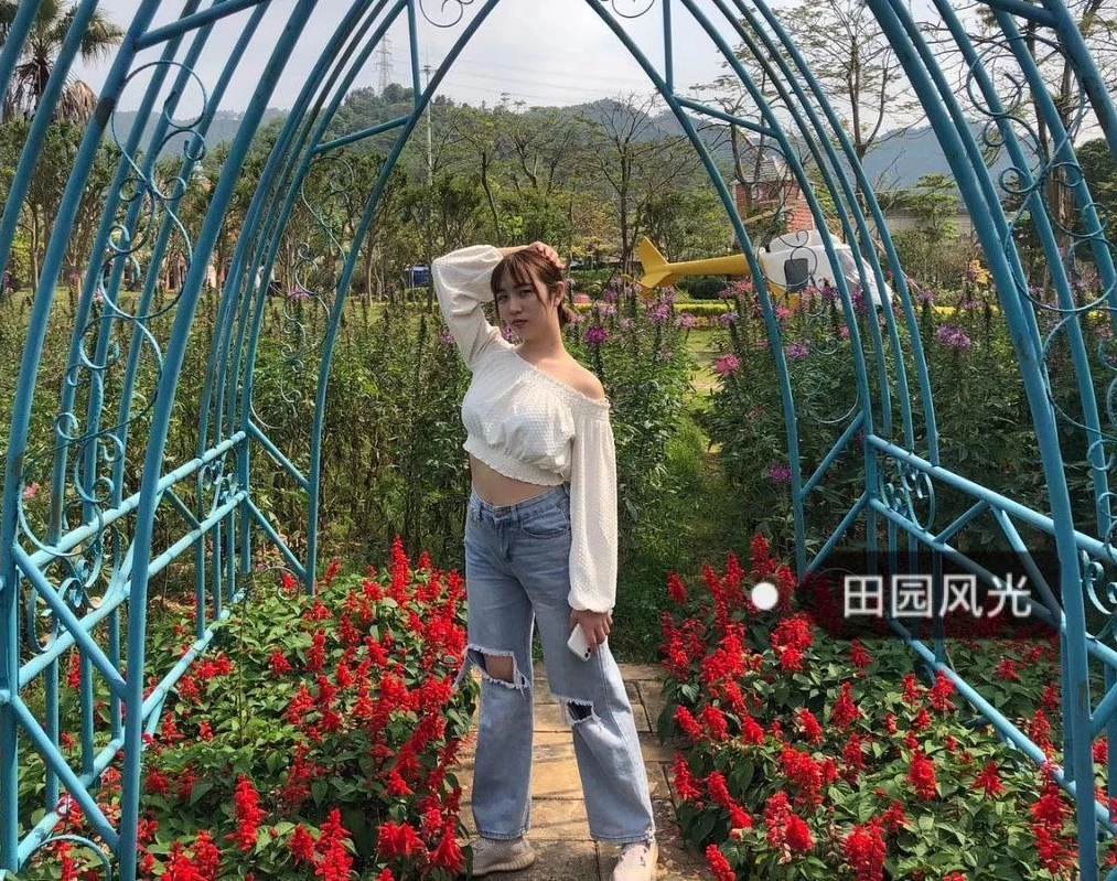 妹子有点放不开哦[12P]