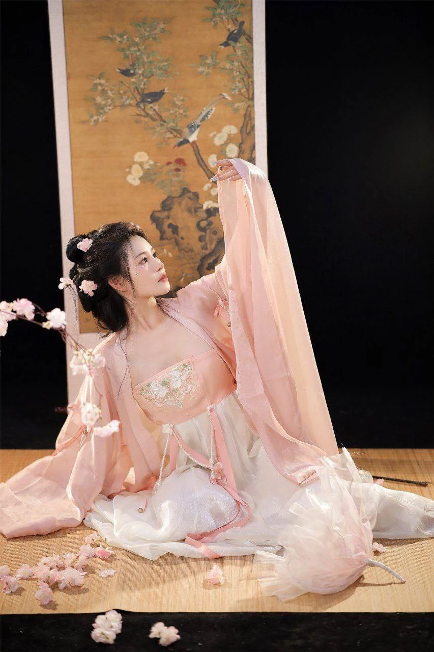 老婆闺蜜私房艳照[10P]