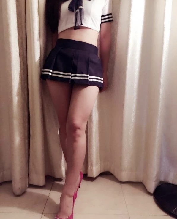 穿水手装的小炮友[14P]