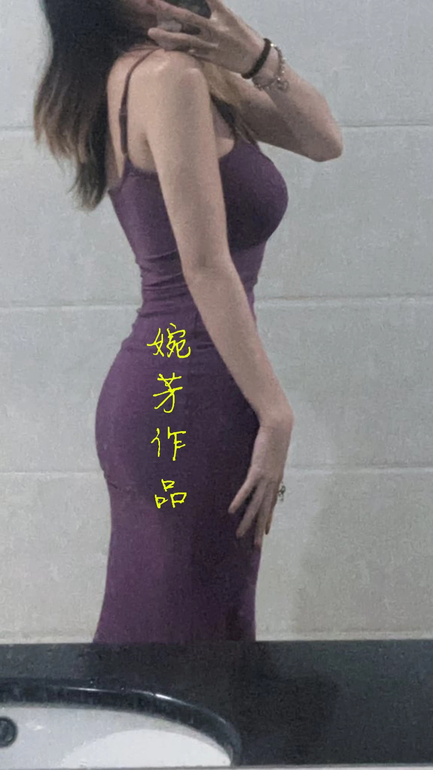 学校寝室没人我们把灯关了迅速褪去衣物做爱好吗？肉体温度与湿度渐渐包裹住我们[18P]