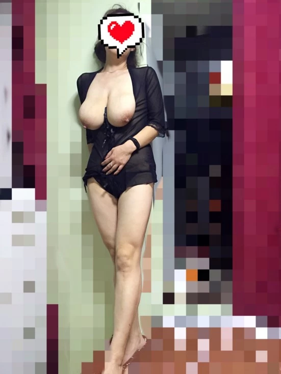 肉臀冲击视觉[10P]