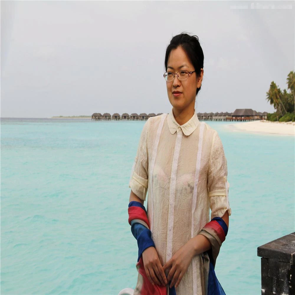 和女领导的一起性福游[24P]