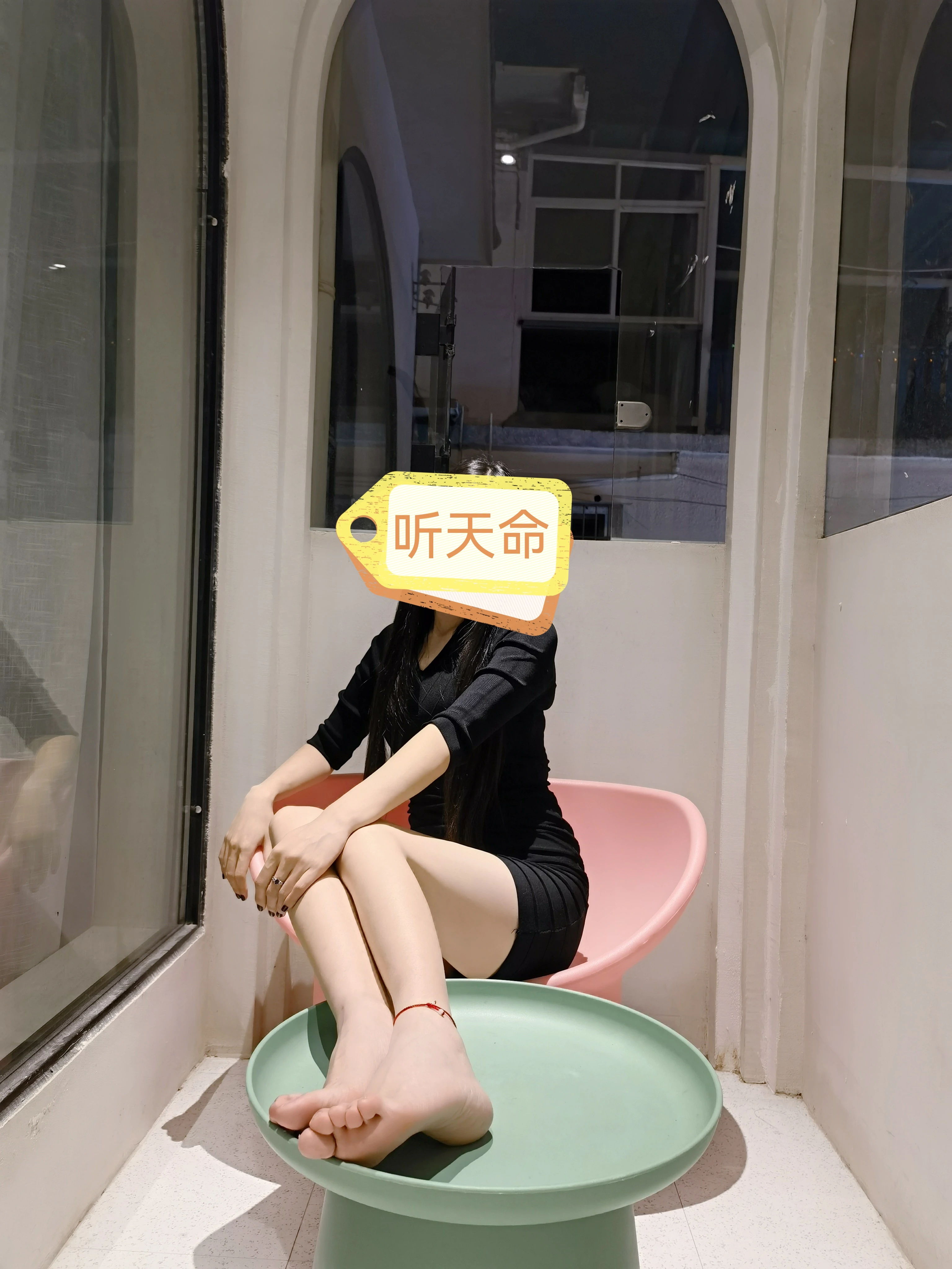 [原创][听天命]模特骚货，身材好皮肤白，三通超级骚[24P]
