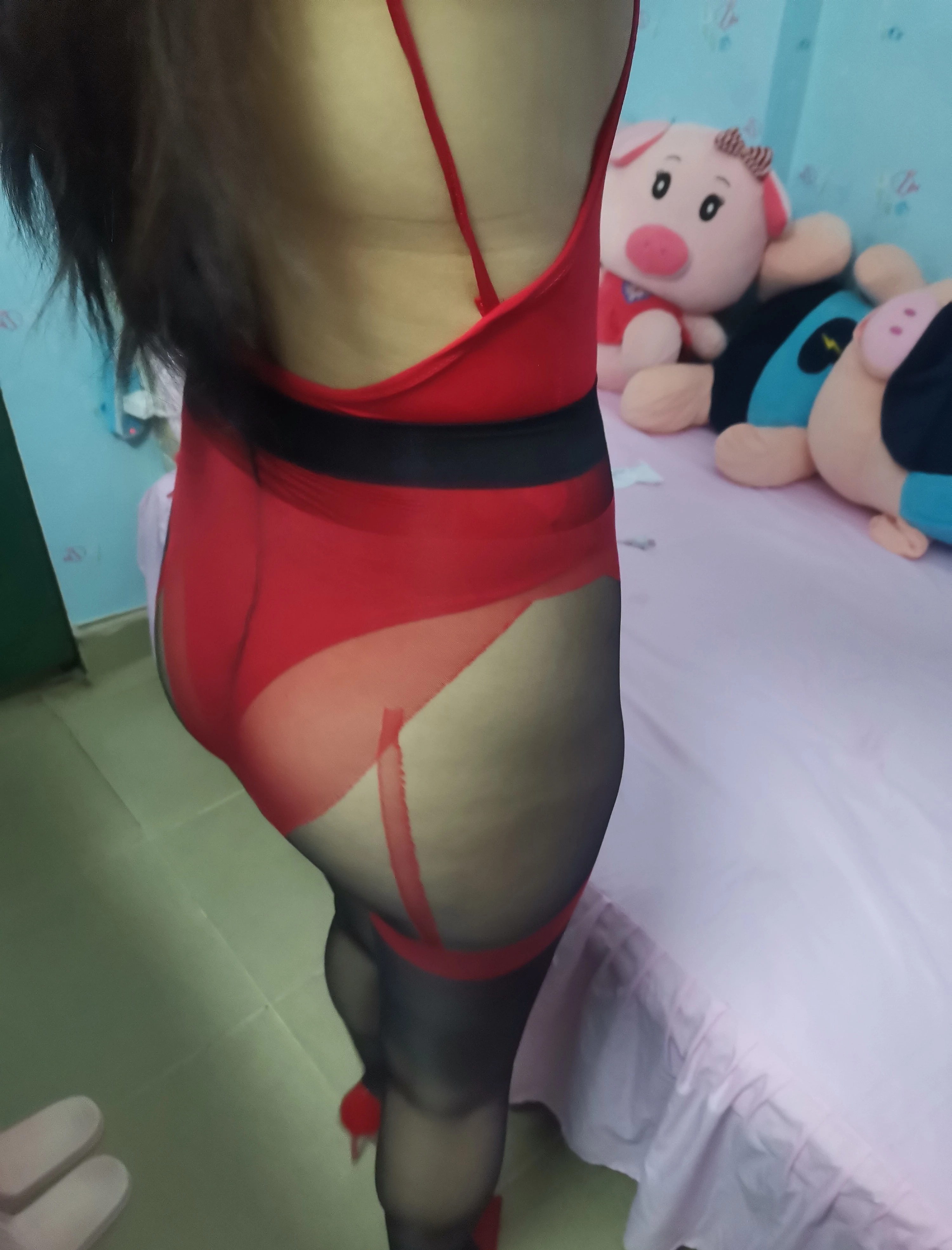 出租屋里的母狗[20P]