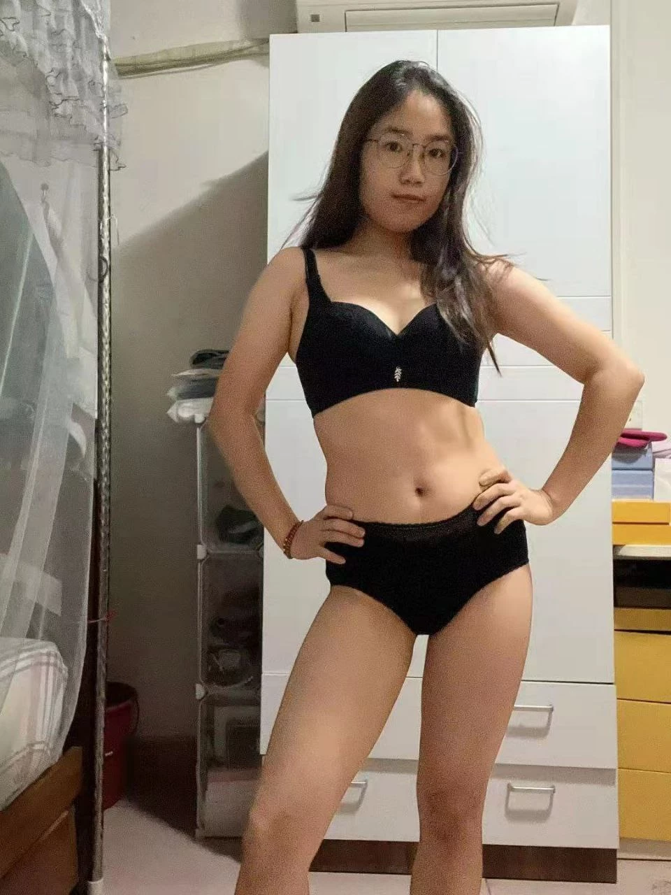 令人心驰的极品眼睛反差婊[30P]