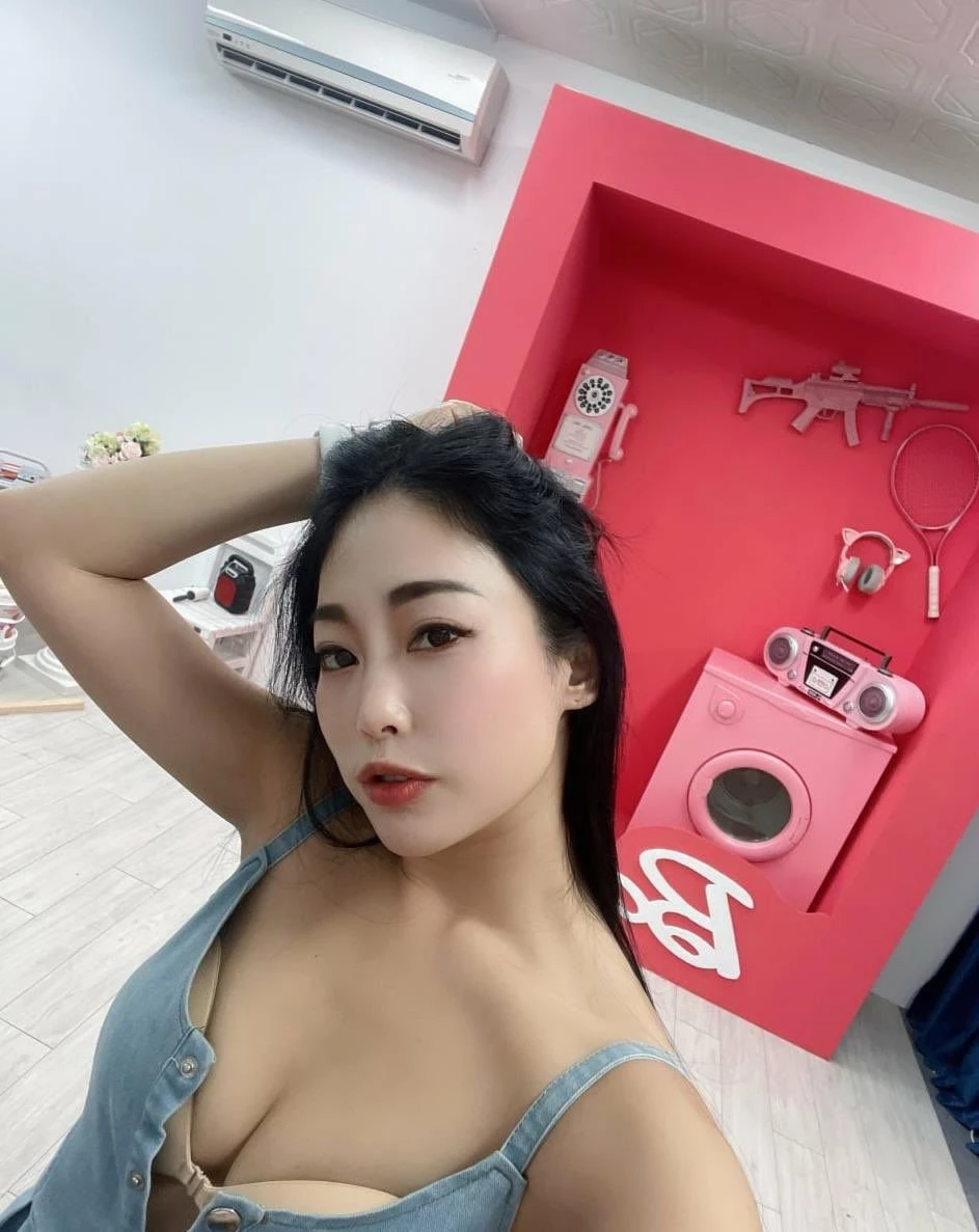 骚少妇这样色诱我[11P]