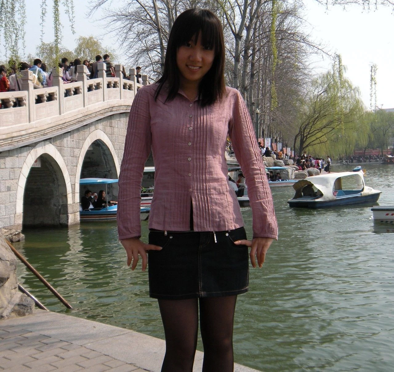 女同事喜欢含着我的粗大阳物 [10P]