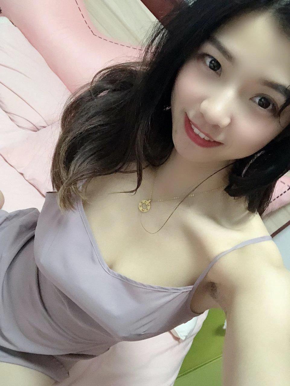 楚楚动人的眼神，欲拒还迎［10P］