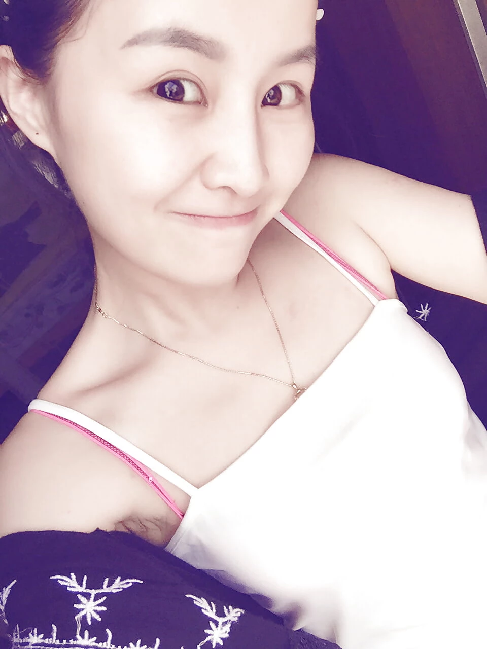 气质少妇这身材可以玩一年的，年轻就是好啊，坚挺光滑[21P]