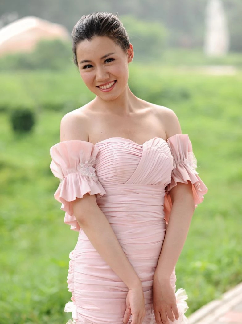 女白领不为人知的另一面——暴露、SM样样精通[25P]