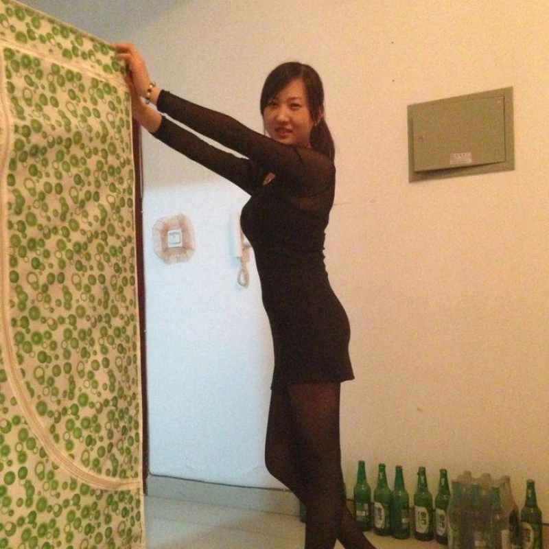 大学女友一段美好的回忆[35P]
