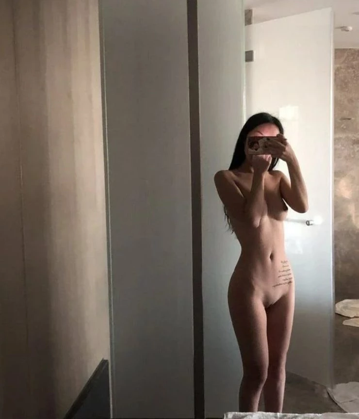 身材很完美的佳人，艺校的女生就是淫趣柔美[10P]