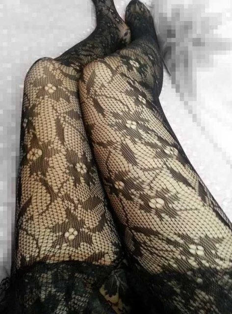 穿蕾丝的大奶妹 [15P]