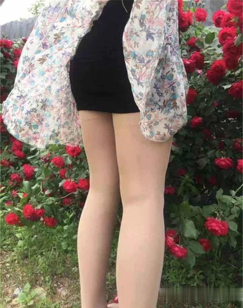 外面拍摄几张[18P]