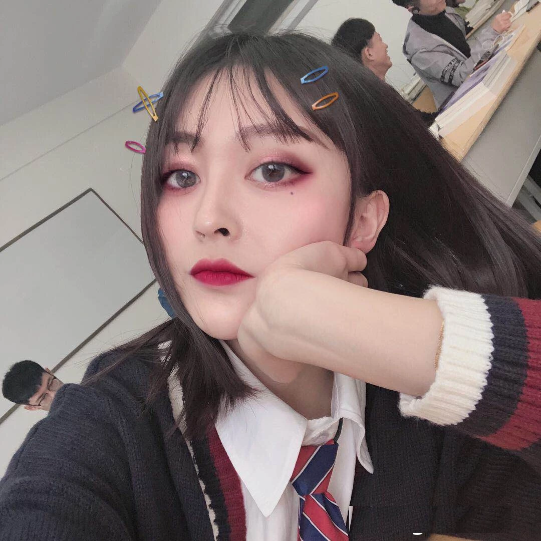 这样的小姐姐，超极品的身材能玩几年[19P]