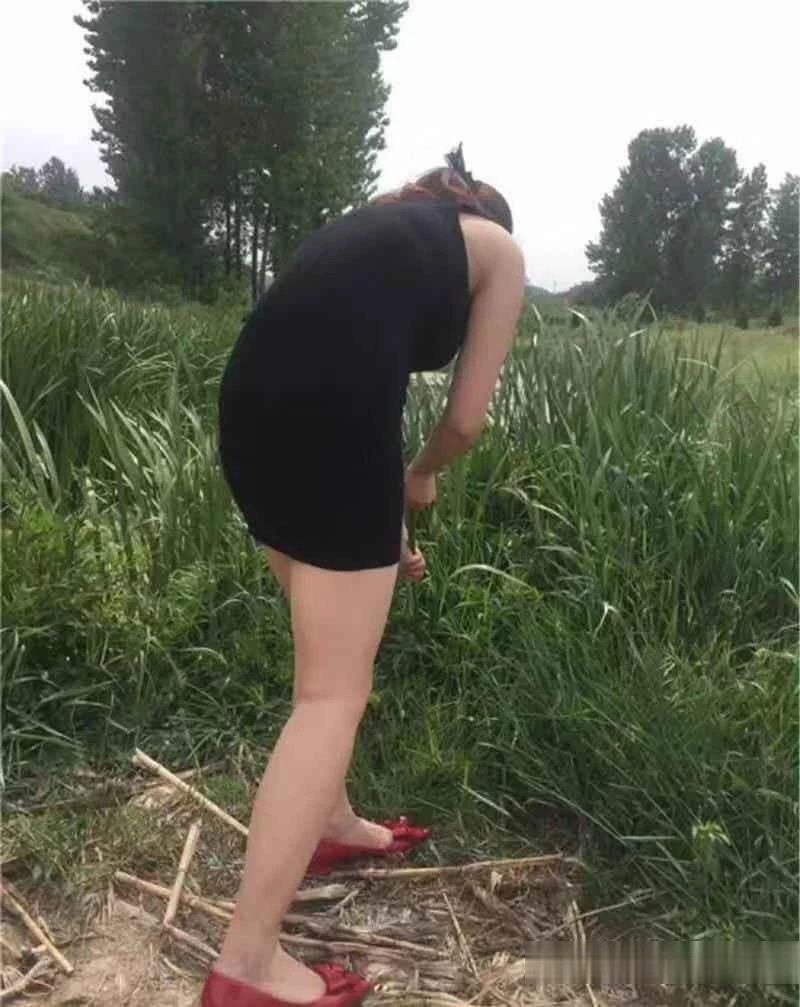 外面拍摄几张[18P]
