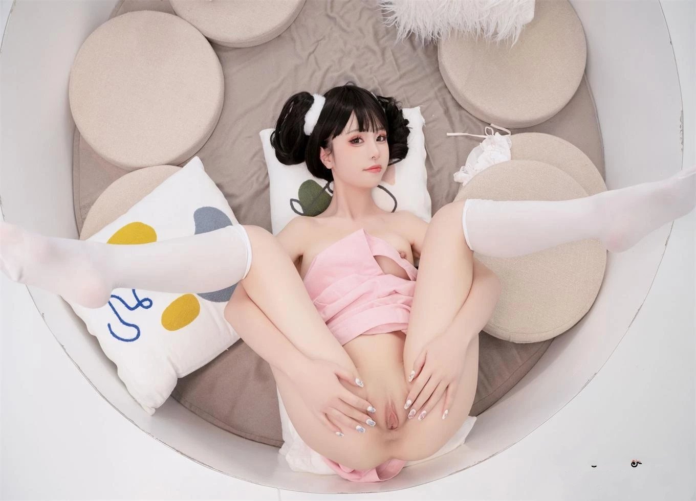 年轻貌美 [10P]