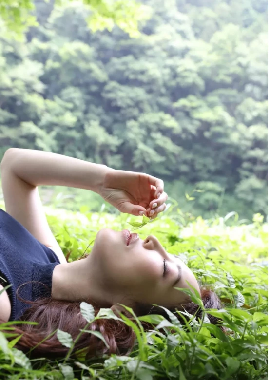 寂寞少妇的温泉之旅[19P]