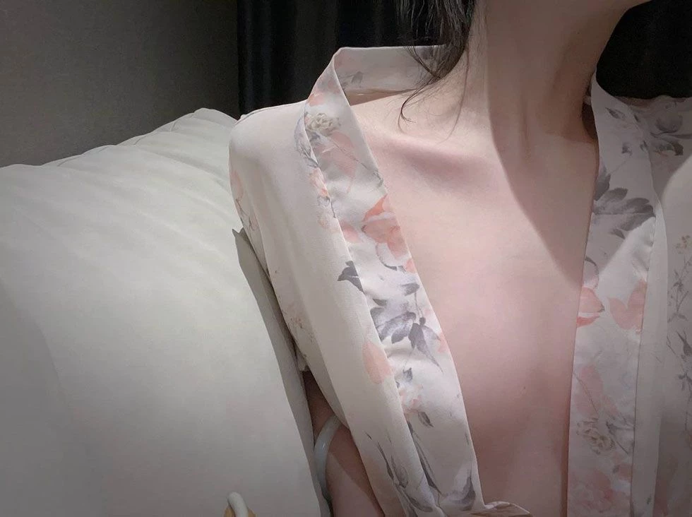 杭州大四小骚货[15P]
