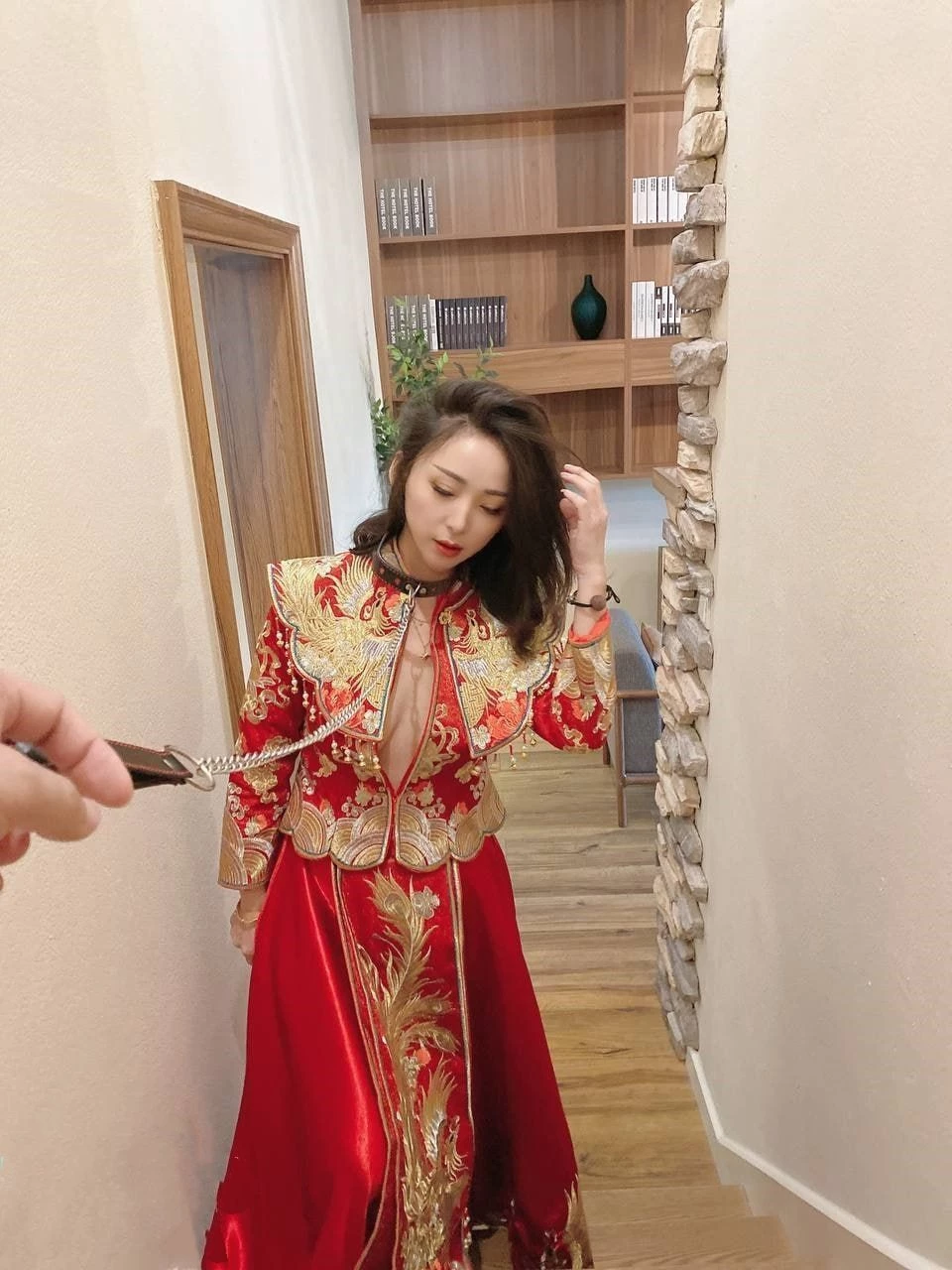调教新娘装小母狗[28P]