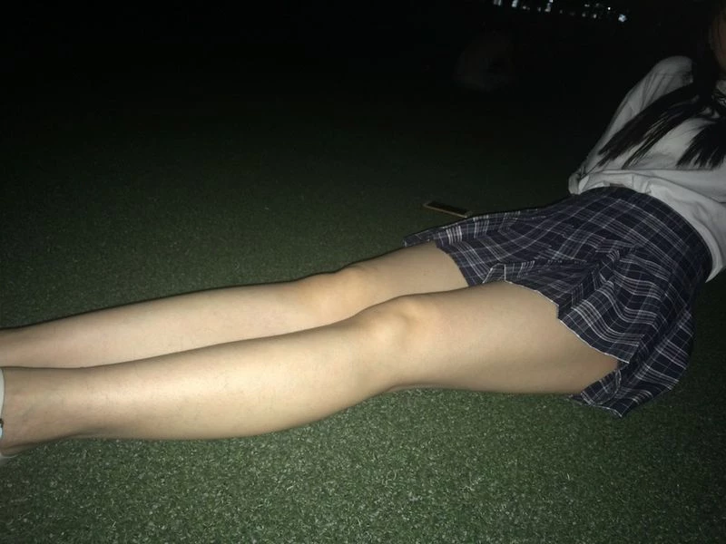 少女的逼很嫩 [21P]