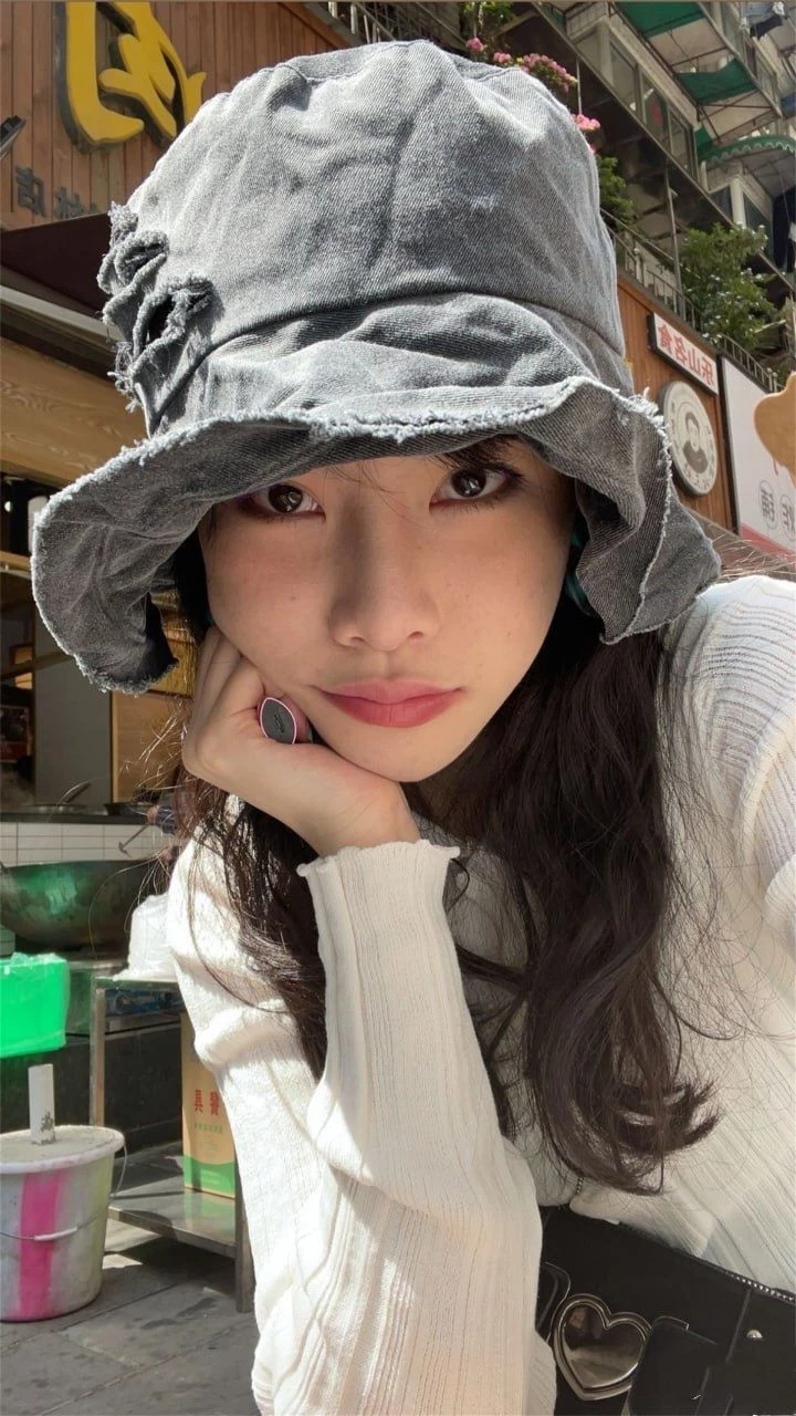 精神小妹太美了 [21P]