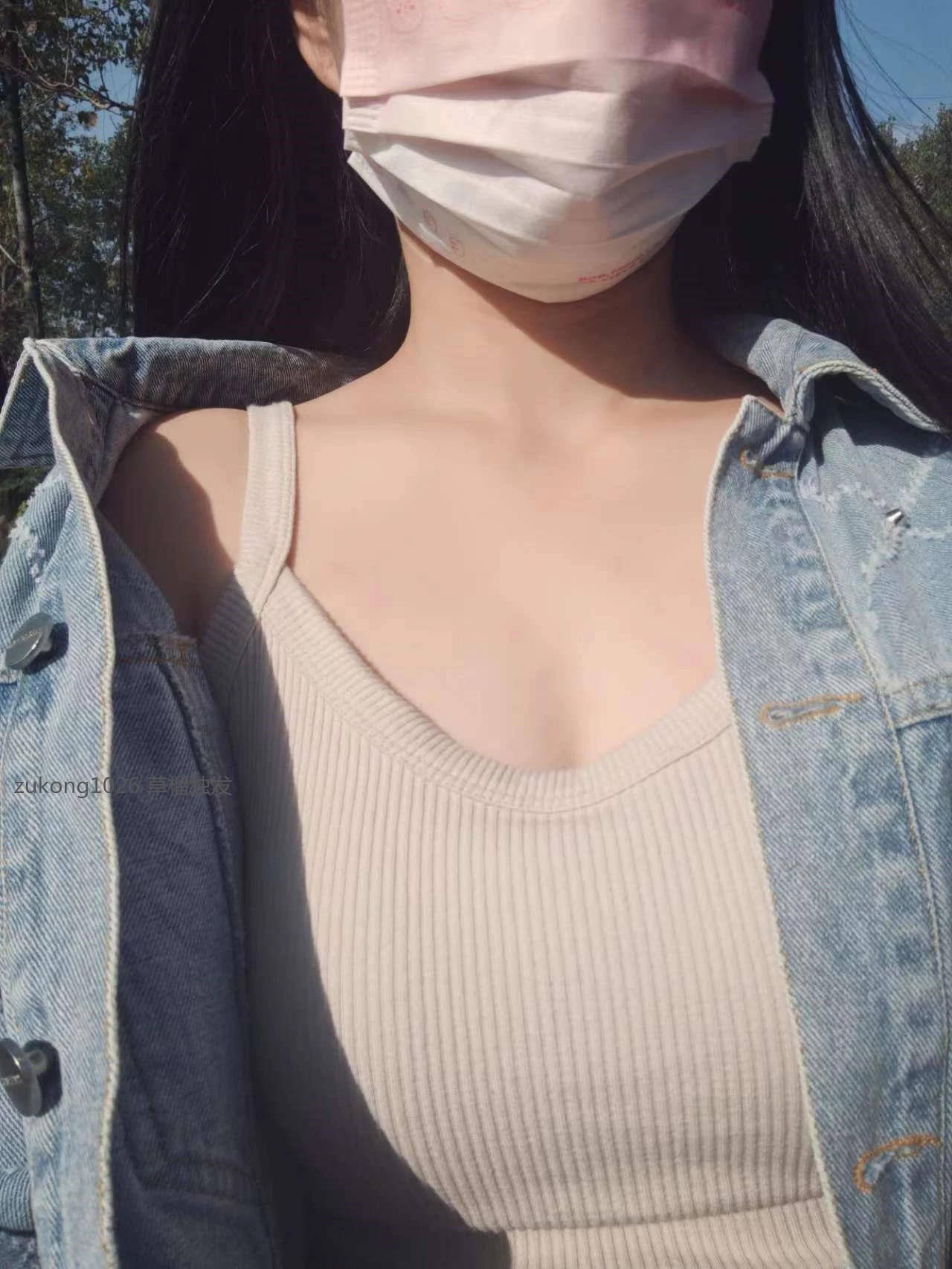 [原创][足控淫妻社]江苏徐州 保守人妻的大胆尝试 初次投稿不合格之后直接室外露出放大招 自信的女人最美丽 勇气可嘉非常点赞[22P]