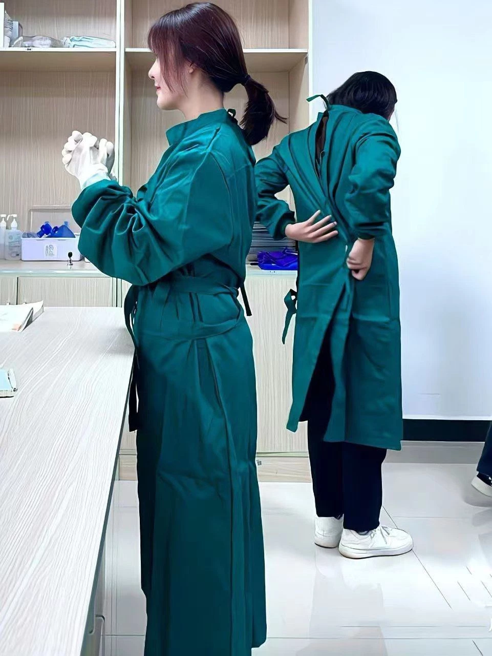医院护士制服 [13P]