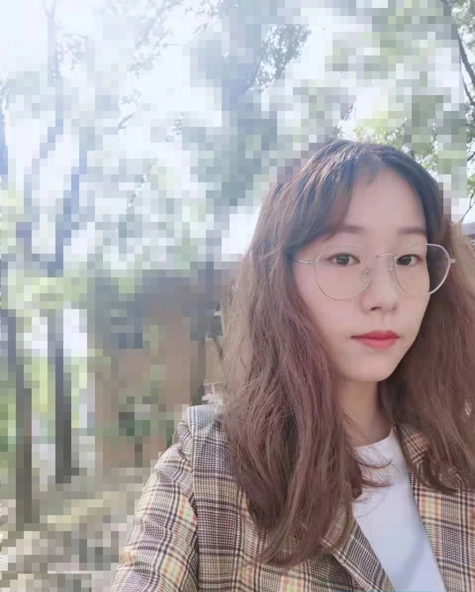 颜射母狗老师[14P]